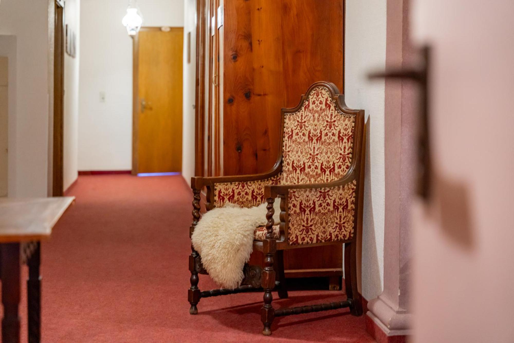 Hotel Gasthof Post Брук-ан-дер-Гросглокнерштрасе Екстер'єр фото