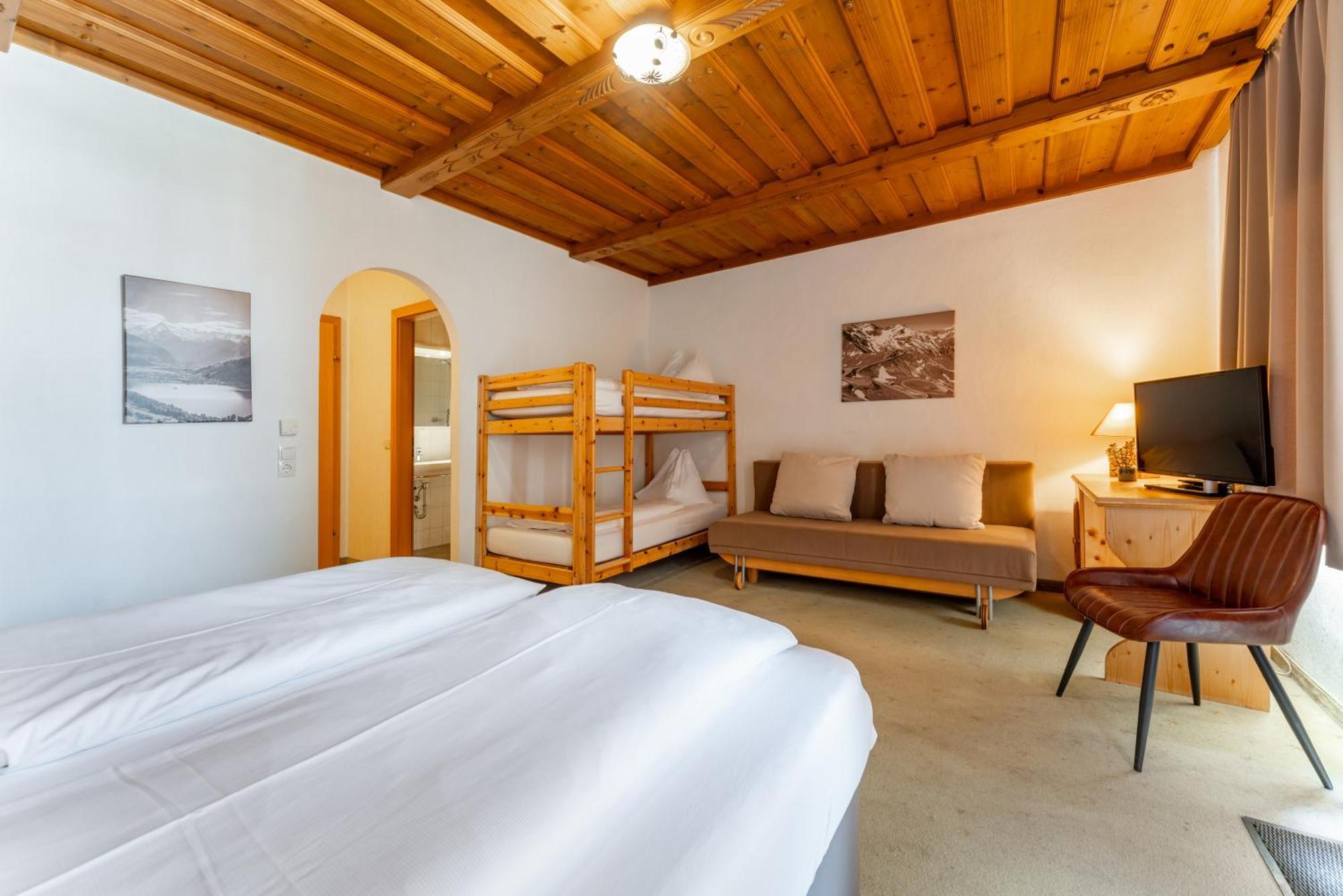 Hotel Gasthof Post Брук-ан-дер-Гросглокнерштрасе Екстер'єр фото