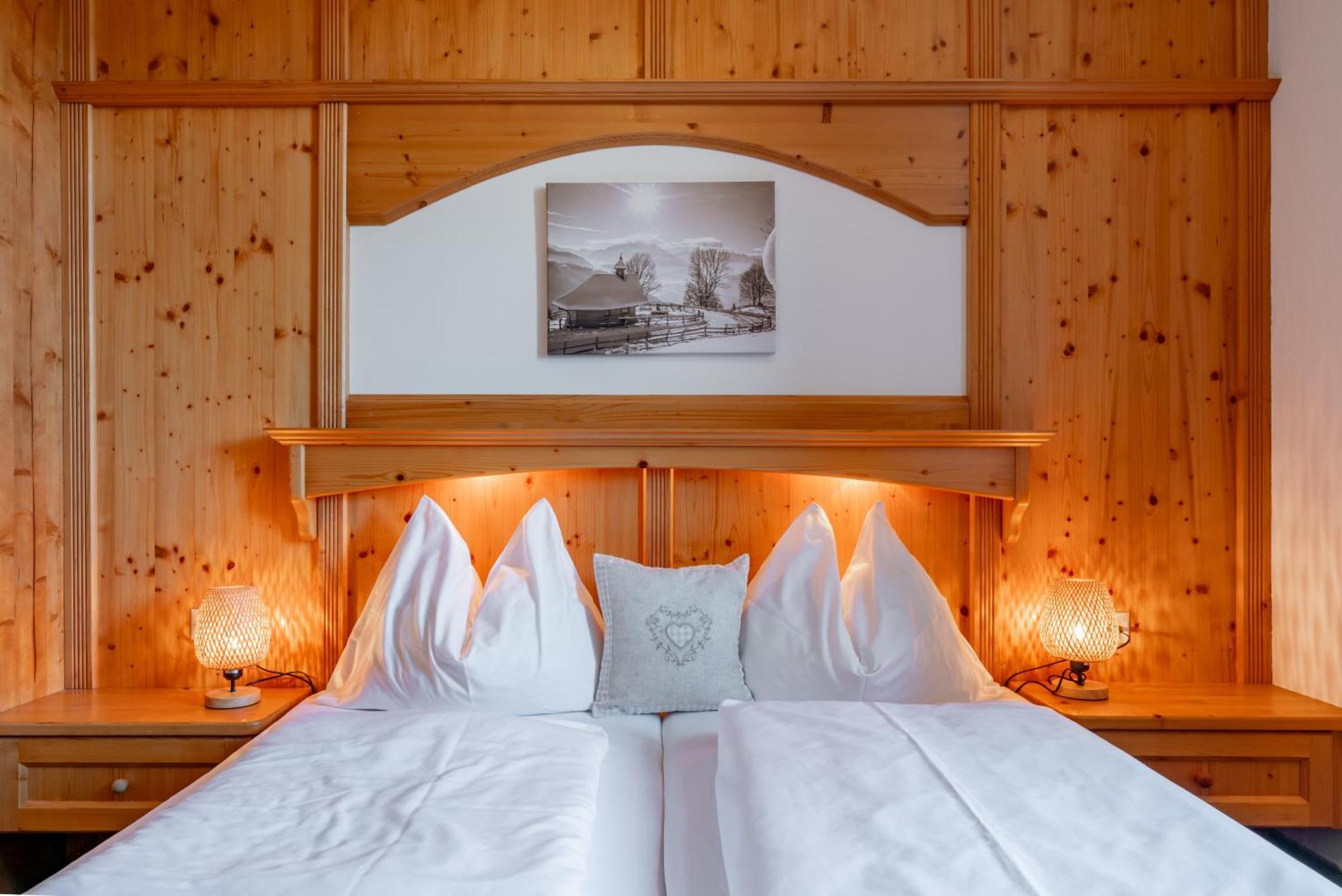 Hotel Gasthof Post Брук-ан-дер-Гросглокнерштрасе Екстер'єр фото