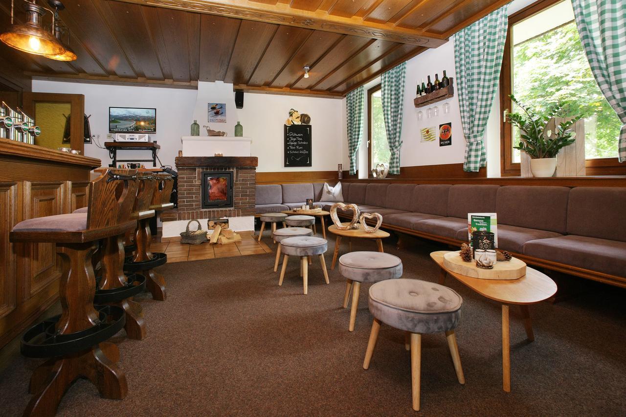 Hotel Gasthof Post Брук-ан-дер-Гросглокнерштрасе Екстер'єр фото